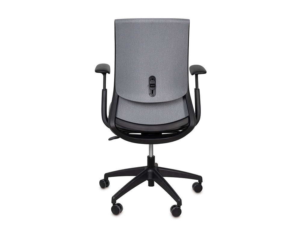 Consigue una postura natural con la silla estudio Lancaster. Su respaldo curvado ofrece un apoyo muy óptimo de espalda.
