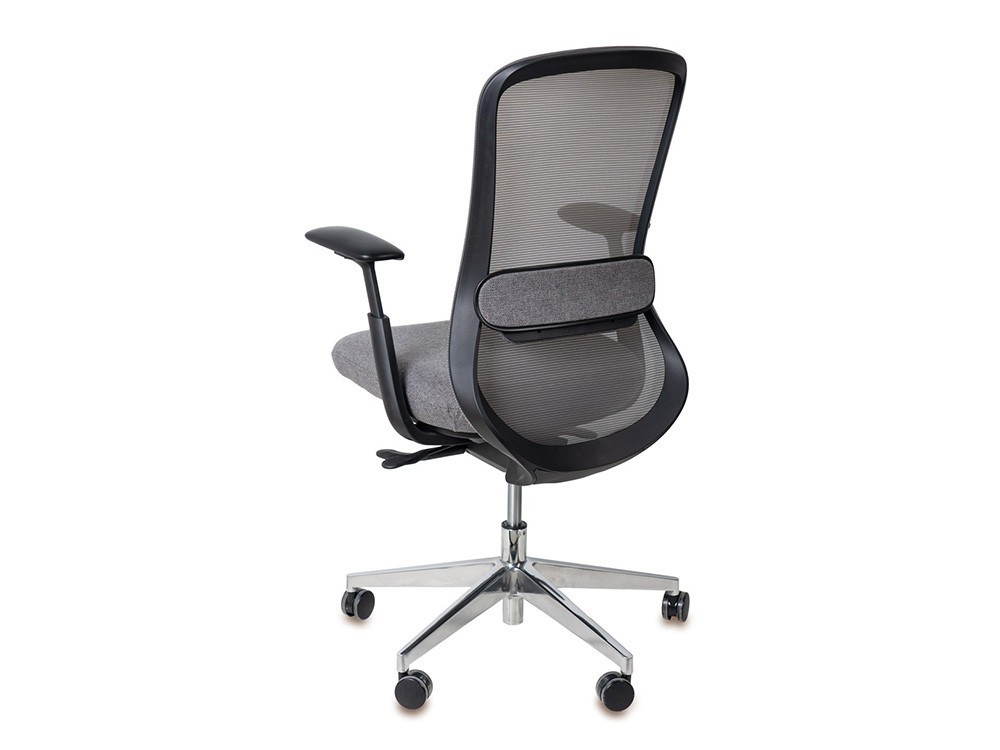 Descubre la silla estudio Rotterdam: brazos 4D y pistón de gas para una altura perfecta en tu mesa de trabajo diaria.