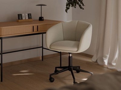 Mejora tu homeoffice con la silla Arizona. Visita Mobel 6000 en Madrid y disfruta su diseño acolchado de nivel superior.
