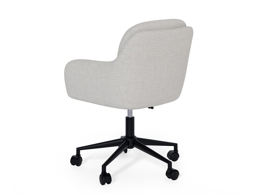 Redefine tu despacho con la silla Ontario. Su tapizado acolchado de alta calidad garantiza un descanso superior y confort.