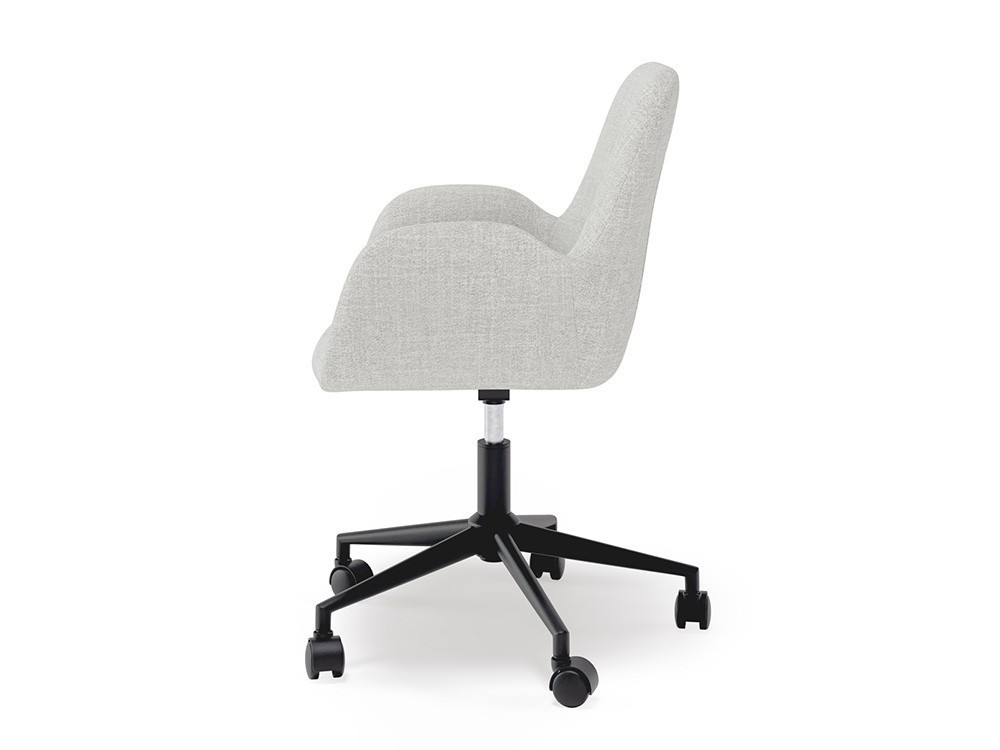 Mejora tu rendimiento con esta silla de oficina Irvine. Estructura metálica negra para una gran estabilidad y duración.