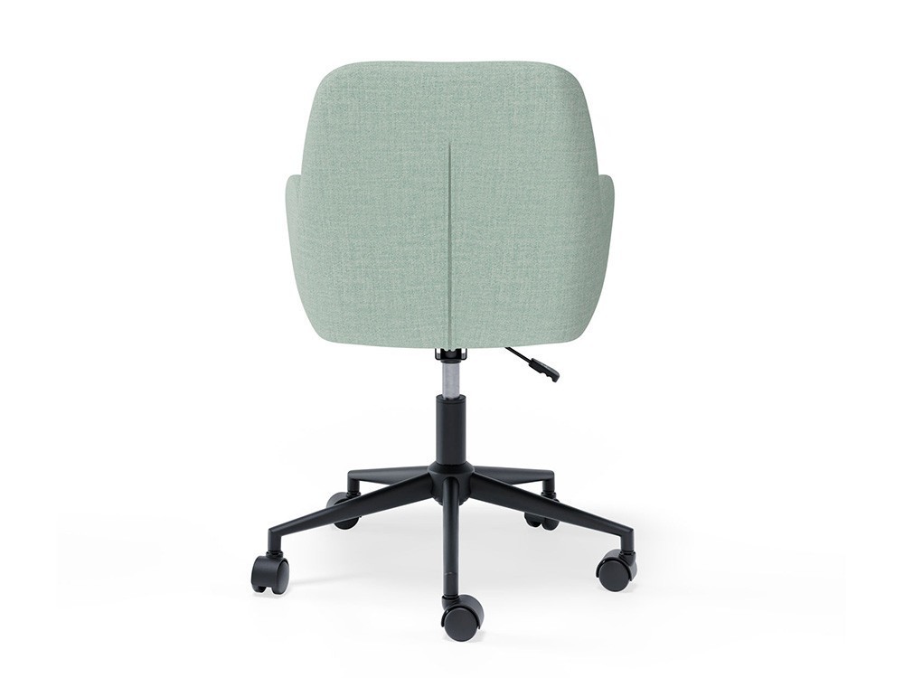 Tu homeoffice brillará con la silla Irvine de Somcasa. Un modelo funcional que garantiza comodidad en largas jornadas.