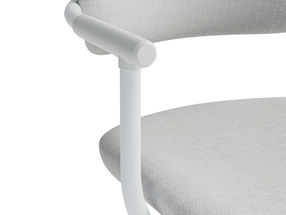Disfruta el diseño ágil de la silla de estudio Oxford. Giro total y estructura ligera para un ambiente muy funcional.