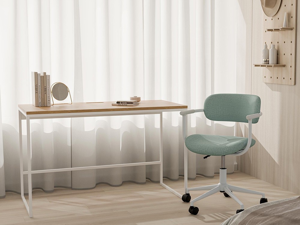 Esta silla de estudio Oxford de Somcasa ofrece ergonomía total. Ajusta su altura fácilmente y concéntrate con estilo.