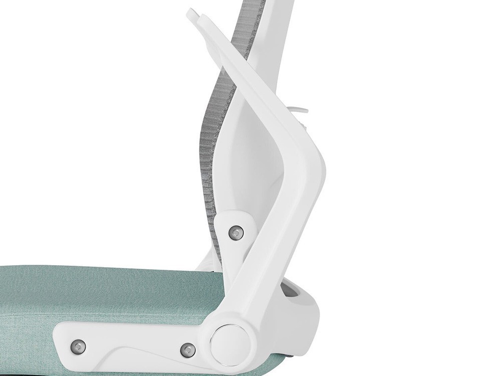 Accede a todo tu entorno con el giro 360 de la silla Manchester. Somcasa mejora tu experiencia laboral con gran agilidad.