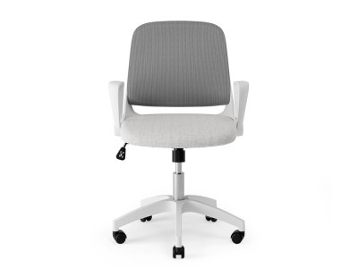 Tu homeoffice lucirá con la silla Siracusa. Bloquea el respaldo para una postura cómoda en jornadas de trabajo largas.