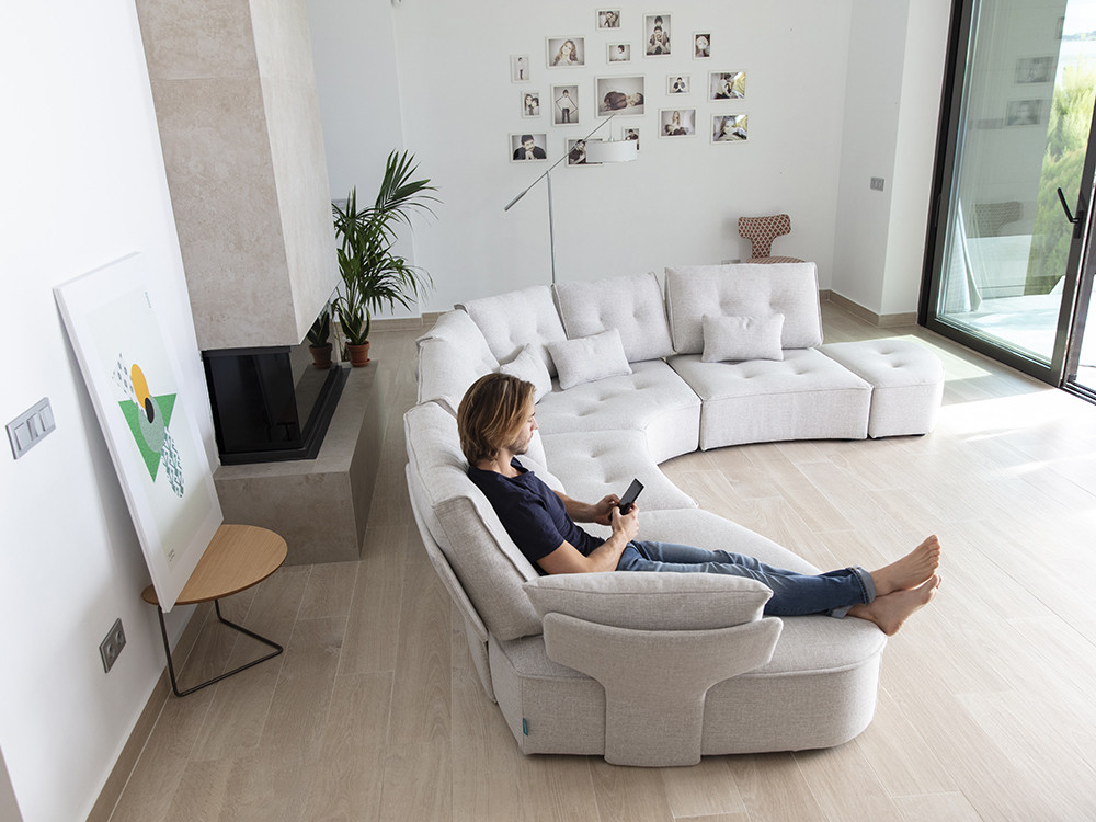 Tu sofa rinconera moderno Arianne Plus te espera. Realiza tu compra online en Mobel 6000