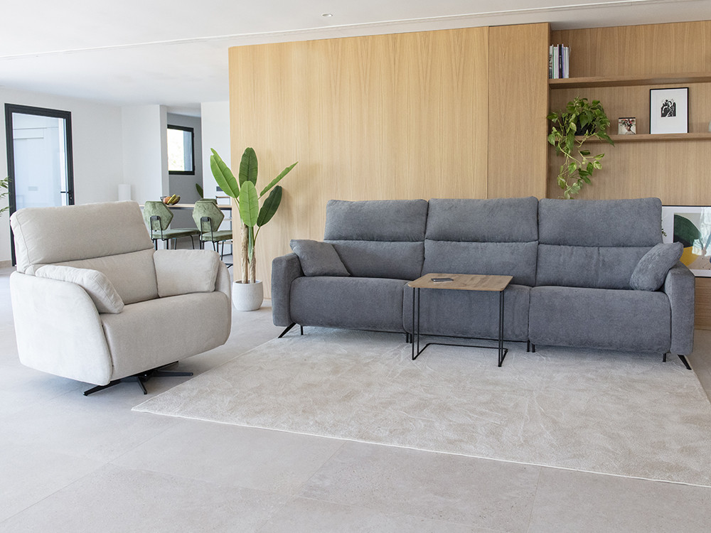 El sofa relax electrico Axel es personalizable en acabados. Encuentra la pieza ideal en Seismil Studio para tu hogar top.