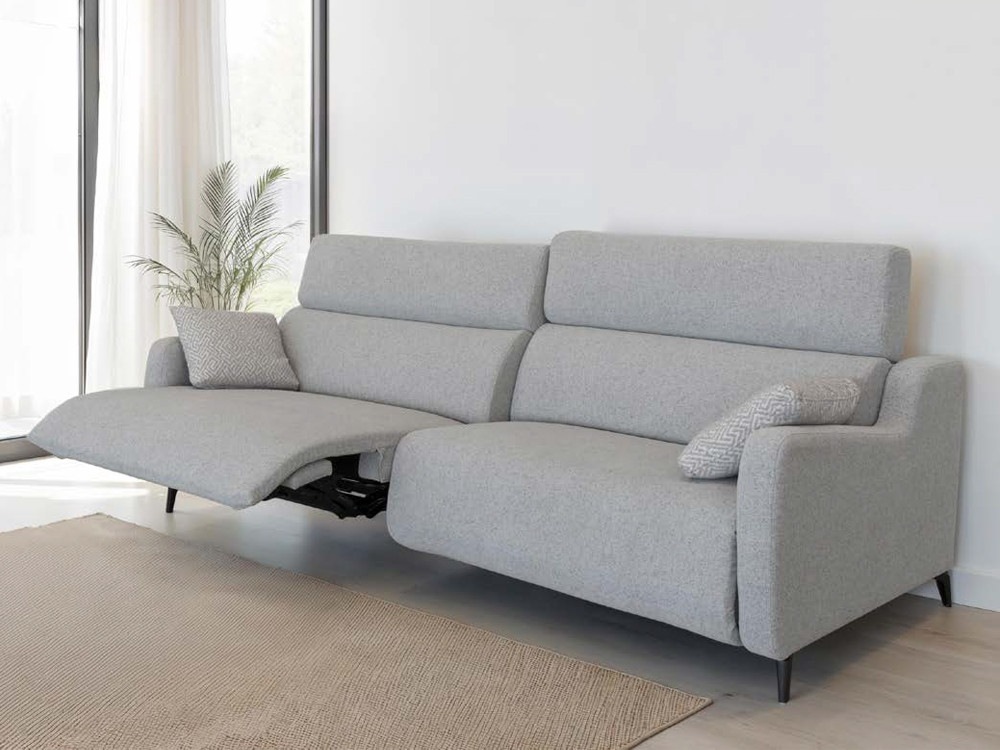 Tu salón lucirá con este sofá relax Berlín. Haz tu compra online en Mobel 6000 con un acabado y diseño muy premium