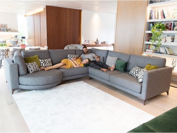 Diseña tu sofa rinconera moderno Opera en Mobel 6000 en Madrid. Personaliza medidas y telas con el mejor estilo premium.
