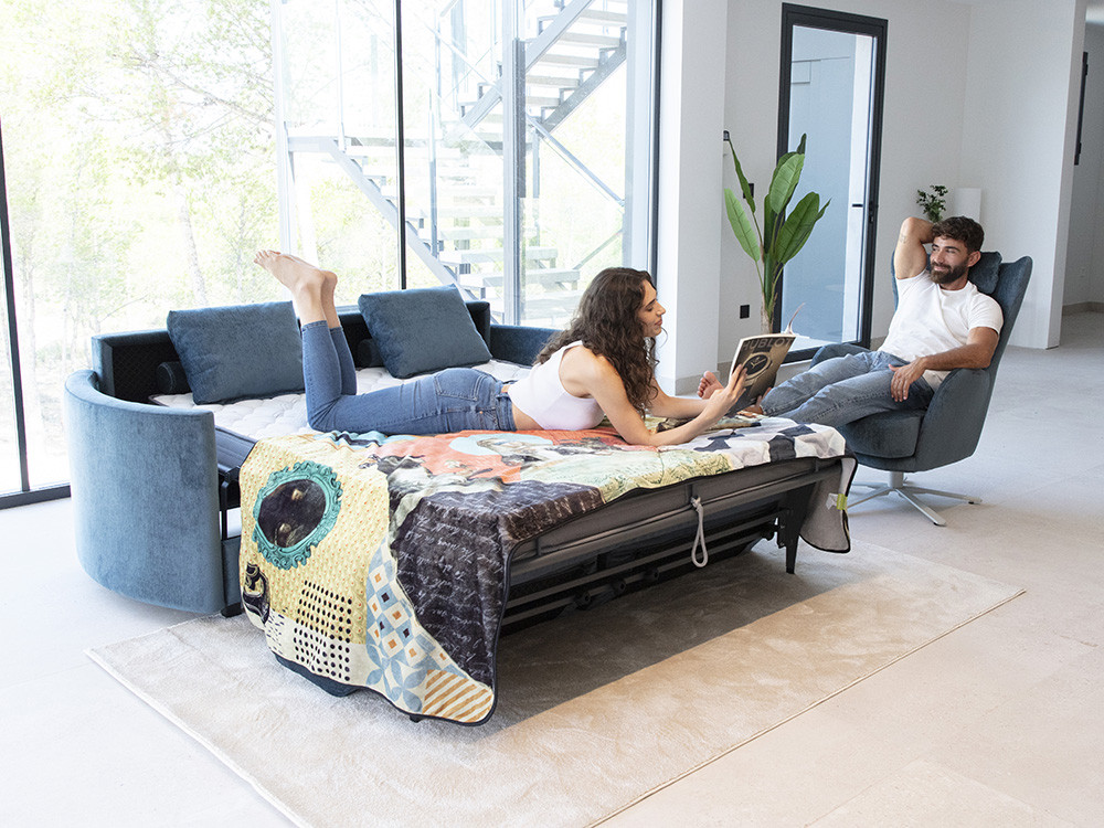 Tu sofa cama moderno Bolero te espera. Haz tu compra online en Mobel 6000 con acabados y telas de gran estilo muy premium.