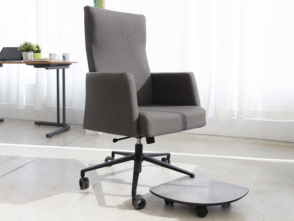 Haz tu compra online en Mobel 6000 del sillon oficina Sky de Fama. Elige tejidos para un gran confort de nivel premium.