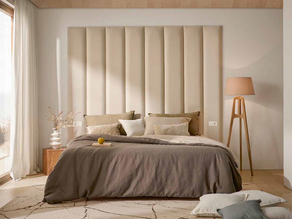 Si buscas cabeceros de cama tapizados modernos, la serie WIB de Acana Piel te ofrece paneles rectos a tu medida y elección.