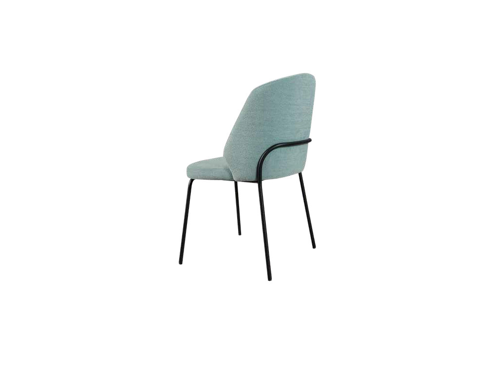 Tu silla de comedor 296 de Pérez e Hijos te espera en tu compra online en Mobel 6000, con su tapizado suave y metal negro.