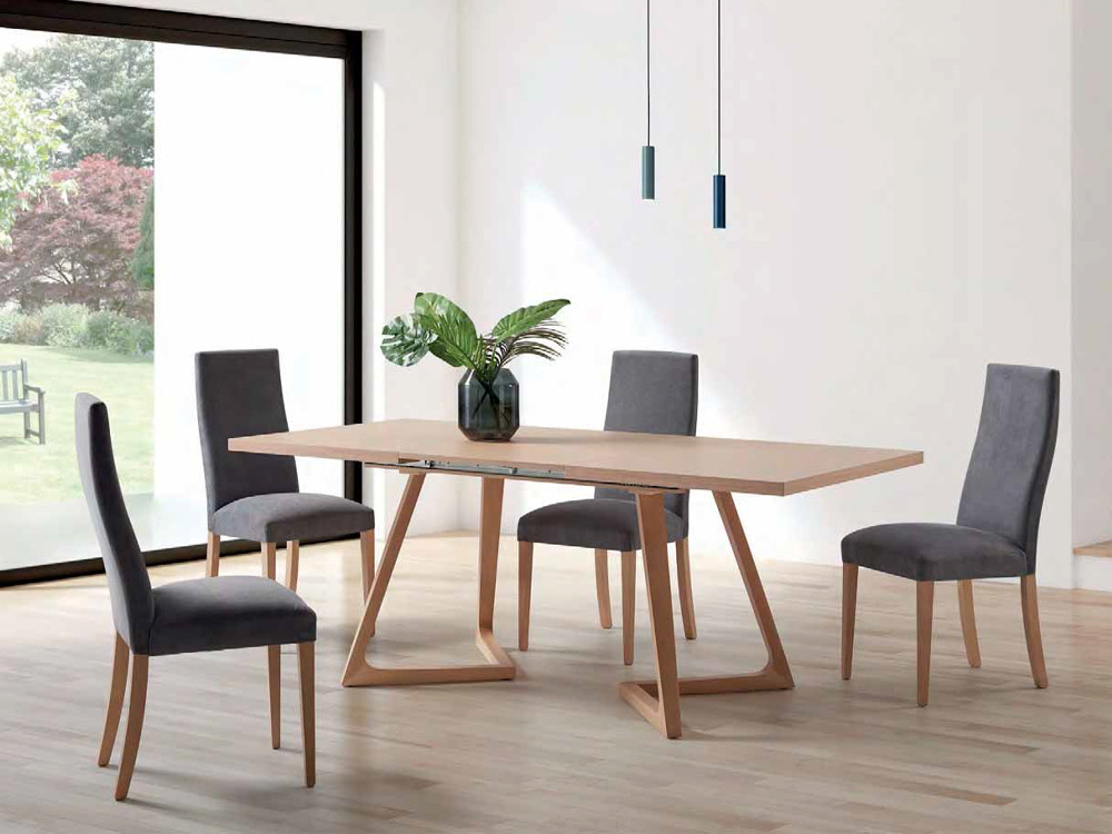 Diseña tu silla de comedor 273 de Pérez e Hijos en Mobel 6000 en Madrid, con patas de haya maciza y un tapizado a tu gusto.