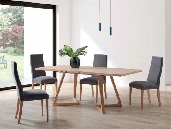 Diseña tu silla de comedor 273 de Pérez e Hijos en Mobel 6000 en Madrid, con patas de haya maciza y un tapizado a tu gusto.