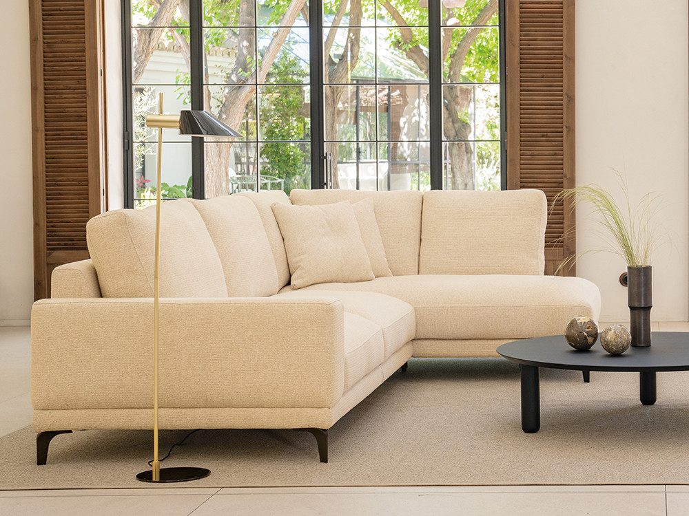 Tu sofá rincón modular Altano te espera. Haz tu compra online en Mobel 6000, en varias medidas y en textiles seleccionados.