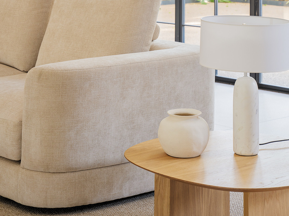 Descubre el sofá modular Platea con chaiselongue de Temasdos en Mobel 6000 en Madrid, muy personalizable en medidas.