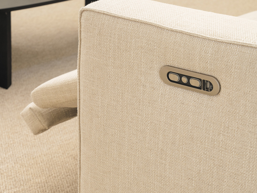Tu sofá fijo o relax Tundra con chaiselongue de Temasdos te espera. Haz tu compra online en Mobel 6000, en su suave piel.