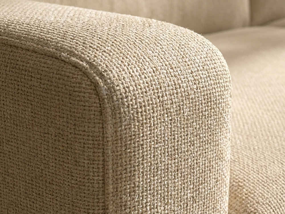 Siente el confort del sofá cama Alba con apertura italiana y colchón de 18cm de grosor en Mobel 6000 en Madrid a medida.