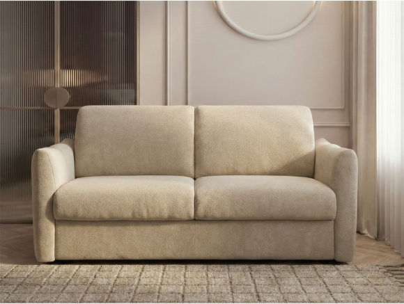 Descubre el sofá cama Lira Exprés en tejido Innuendo 130 de Anteprima en Mobel 6000 en Madrid, disponible en dos medidas.