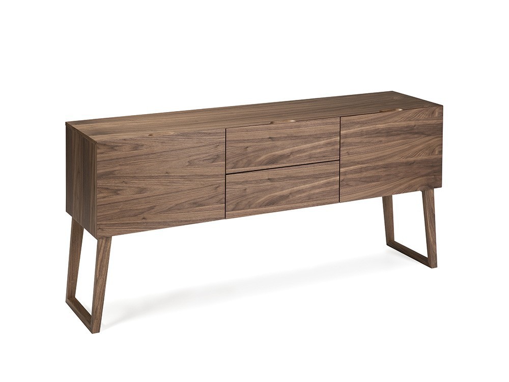 Aparador chapado en nogal con dos puertas y dos cajones 3077 de Ángel Cerdá en Mobel 6000