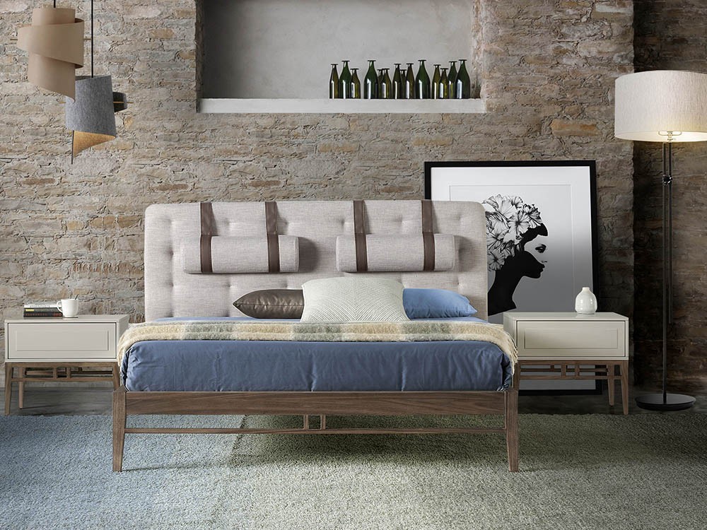 Mesita de noche lacada en tono nieble con pies chapados en nogal Ángel Cerdá 7035 en Mobel 6000