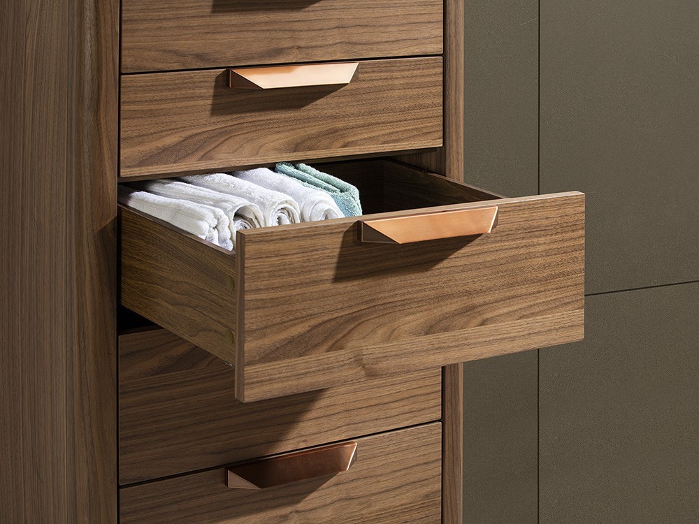 Sifonier con cinco cajones chapado en nogal con tapa porcelánica 7039 de Ángel Cerdá en Mobel 6000