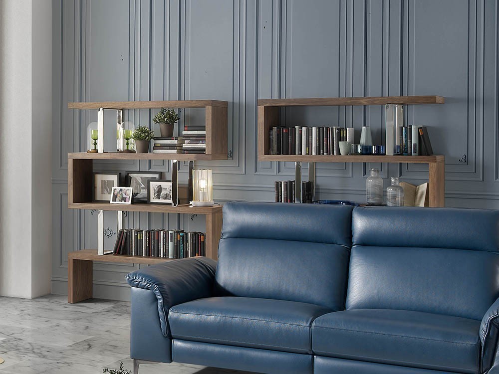 Librería abierta chapada en nogal con estructura de acero cromado 3079 Harmony de Ángel Cerdá en Mobel 6000