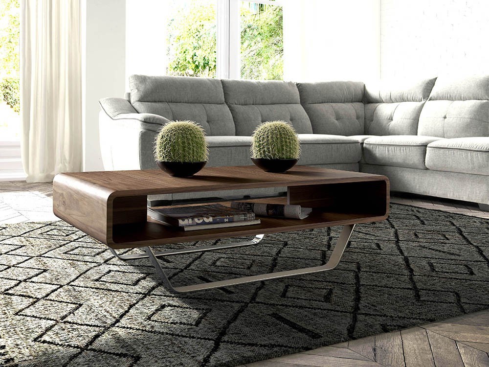 Mesa de centro con base de acero cromado y estructura chapada en nogal natural 2002 Harmony de Ángel Cerdá