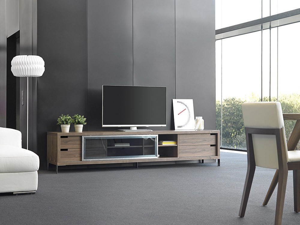 Mesa de televisión chapado en nogal natural con cuatro cajones y una puerta corredera de cristal 3044 Ángel Cerdá