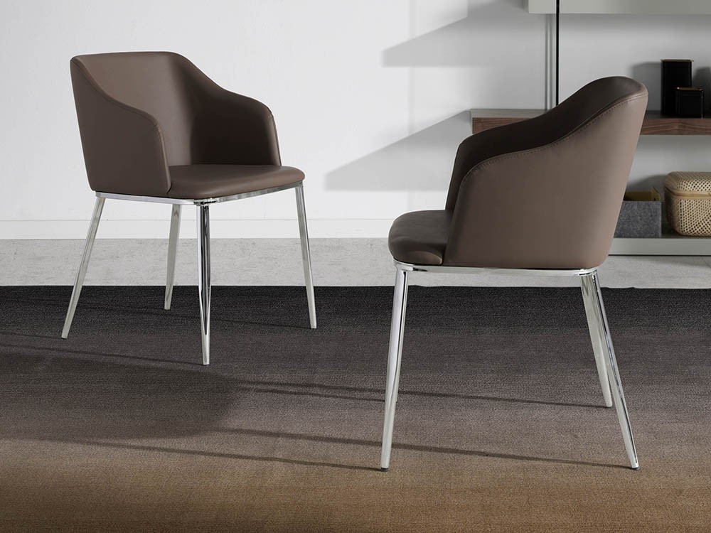 Silla de diseño con estructura de acero y asiento tapizado en piel sintética 4022 de Ángel Cerdá