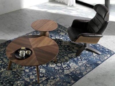 Sillón giratorio relax tapizado en piel 5034 con madera y acero Harmony de Ángel Cerdá