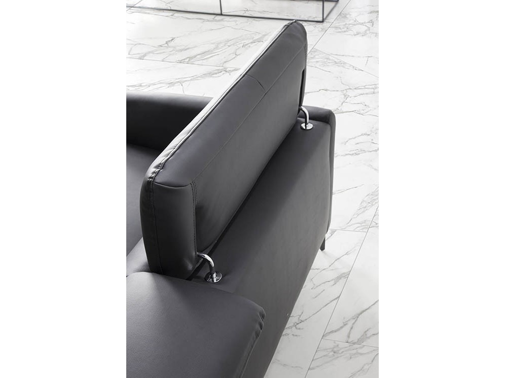 Sofá con Chaiselongue 6058/6059 tapizado en piel, elige si quieres chaiselongue a derecha o izquierda de Ángel Cerdá