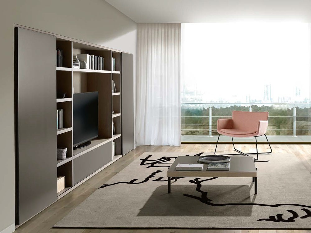 Butaca baja tapizada en textil Poppea Time