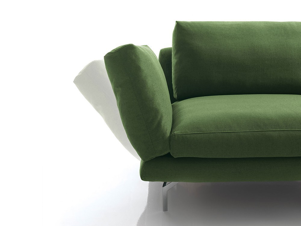 Sofá tapizado en lino Axis de Beltá & Frajumar - 7