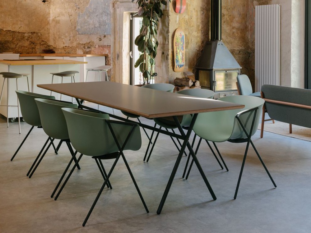 Silla Bai de acero y polipropileno