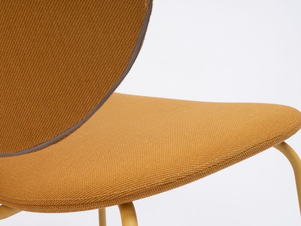 Silla Hari XL con o sin brazos tapizada en textil