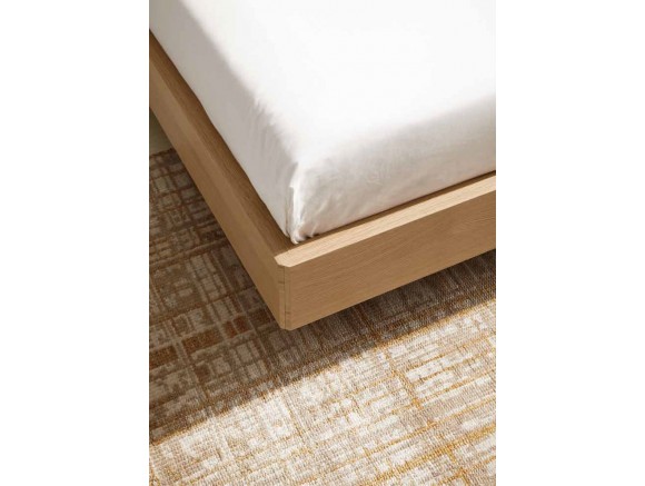 Dormitorio con cabecero tapizado Intana de Mobenia Nox, Mobel 6000