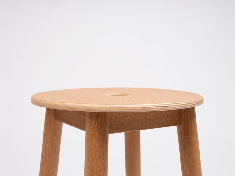 Taburete alto o bajo Oto