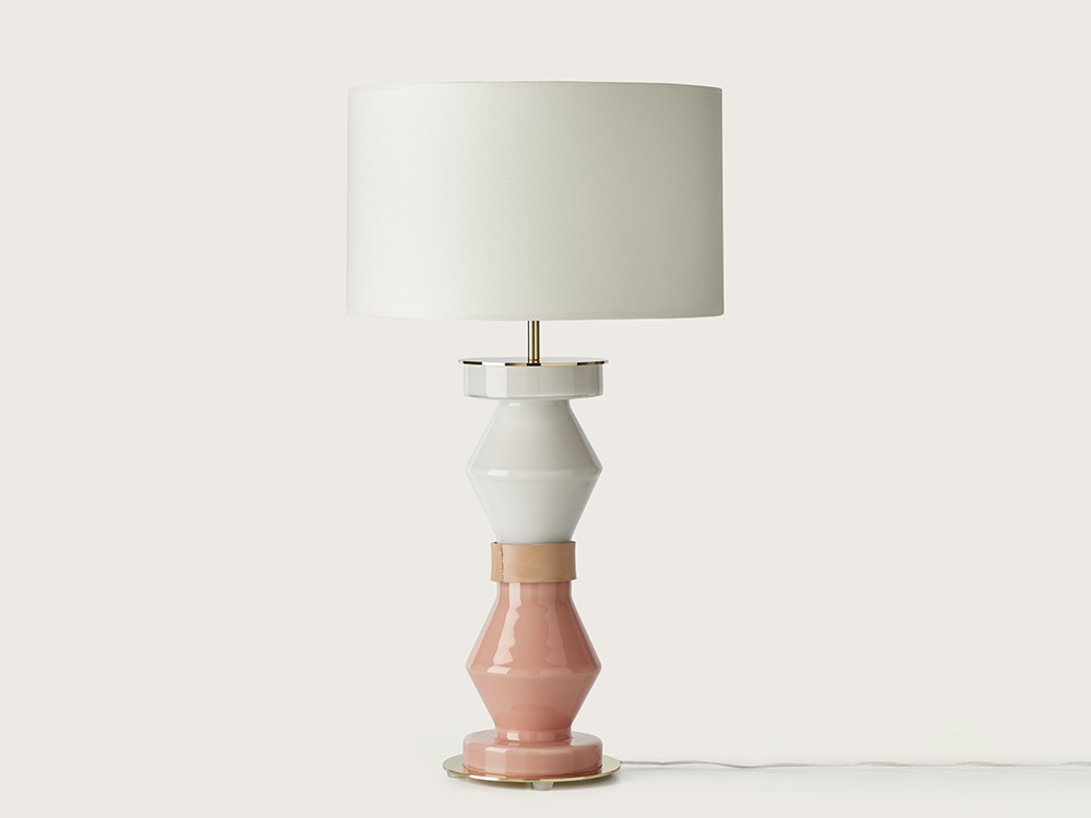 Elige el acabado de la estructura de metal de Aromas para la lámpara Kitta Kitta