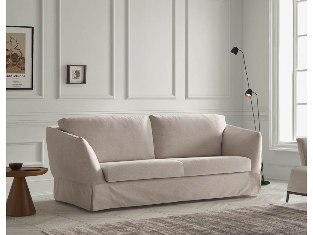 El sofá cama Spat combina estética retro y sistema de apertura italiana en una pieza pensada para el confort diario.