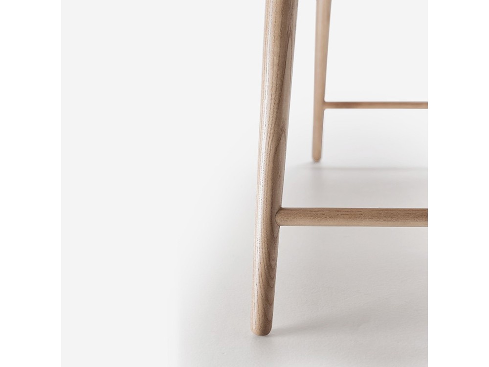 Frajumar Besk, escritorio en madera con acabados personalizables