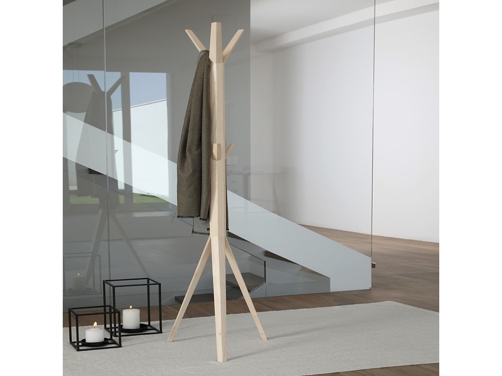 Hang perchero de pie, estilo nórdico y materiales sostenibles