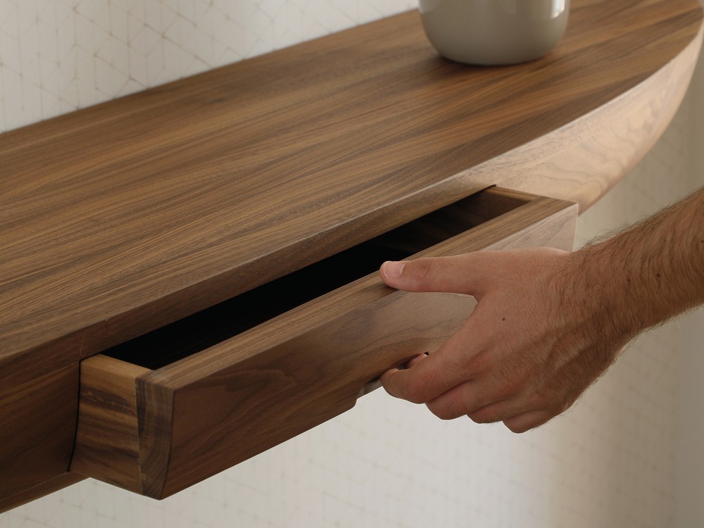 Consola minimalista Sedan sin patas, diseño flotante y elegante con cajón