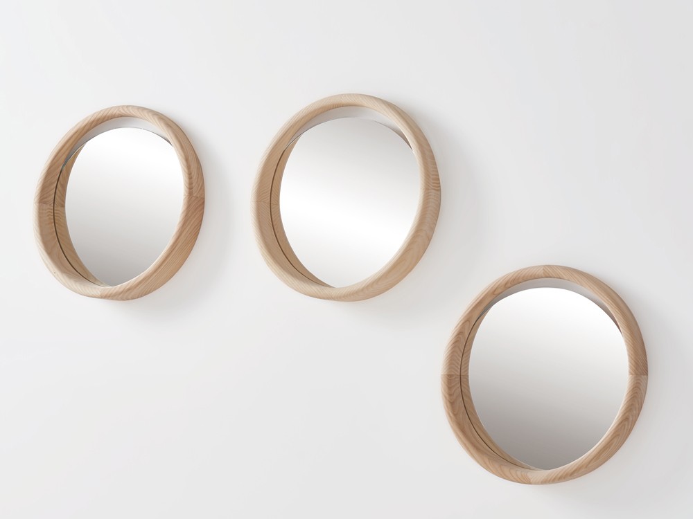 Conjunto de espejos Skon XS con diseño orgánico y elegante