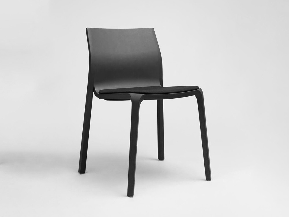 Silla de madera de roble Silu con asiento tapizado Ondarreta - 2