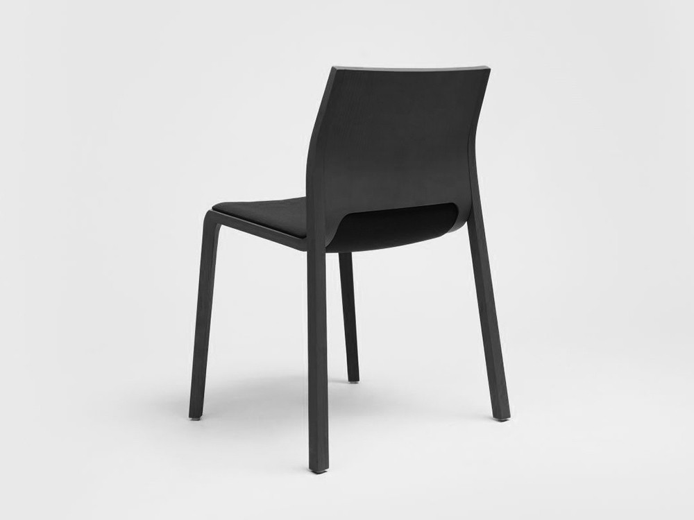 Silla de madera de roble Silu con asiento tapizado Ondarreta - 5