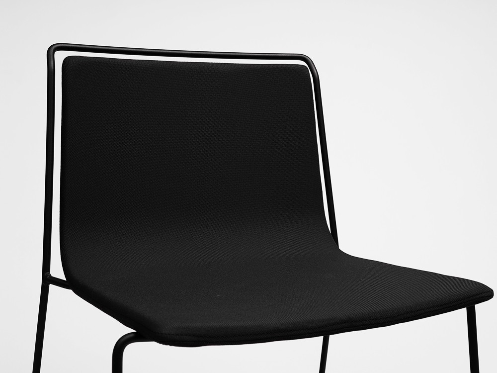 Silla tapizada con estructura de acero Alo Ondarreta - 13