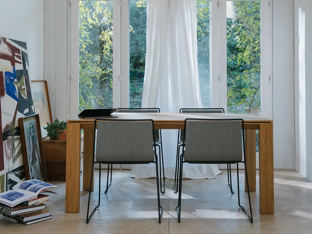 Silla tapizada con estructura de acero Alo Ondarreta - 45